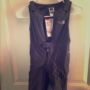 The North Face Boys Hyvent Snowpants